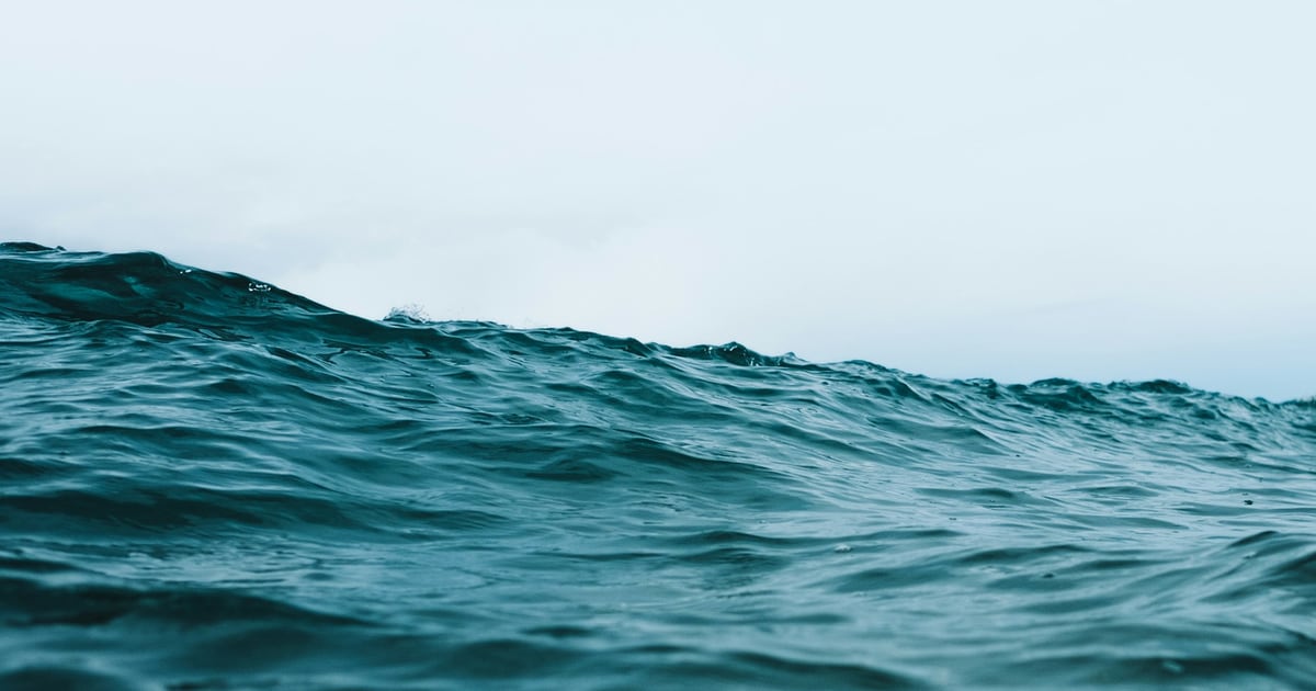 Open ocean swell seen from water level